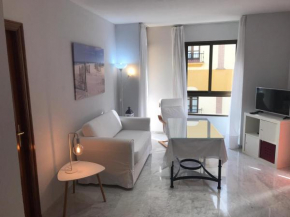 Center Flat Reyes Catolicos